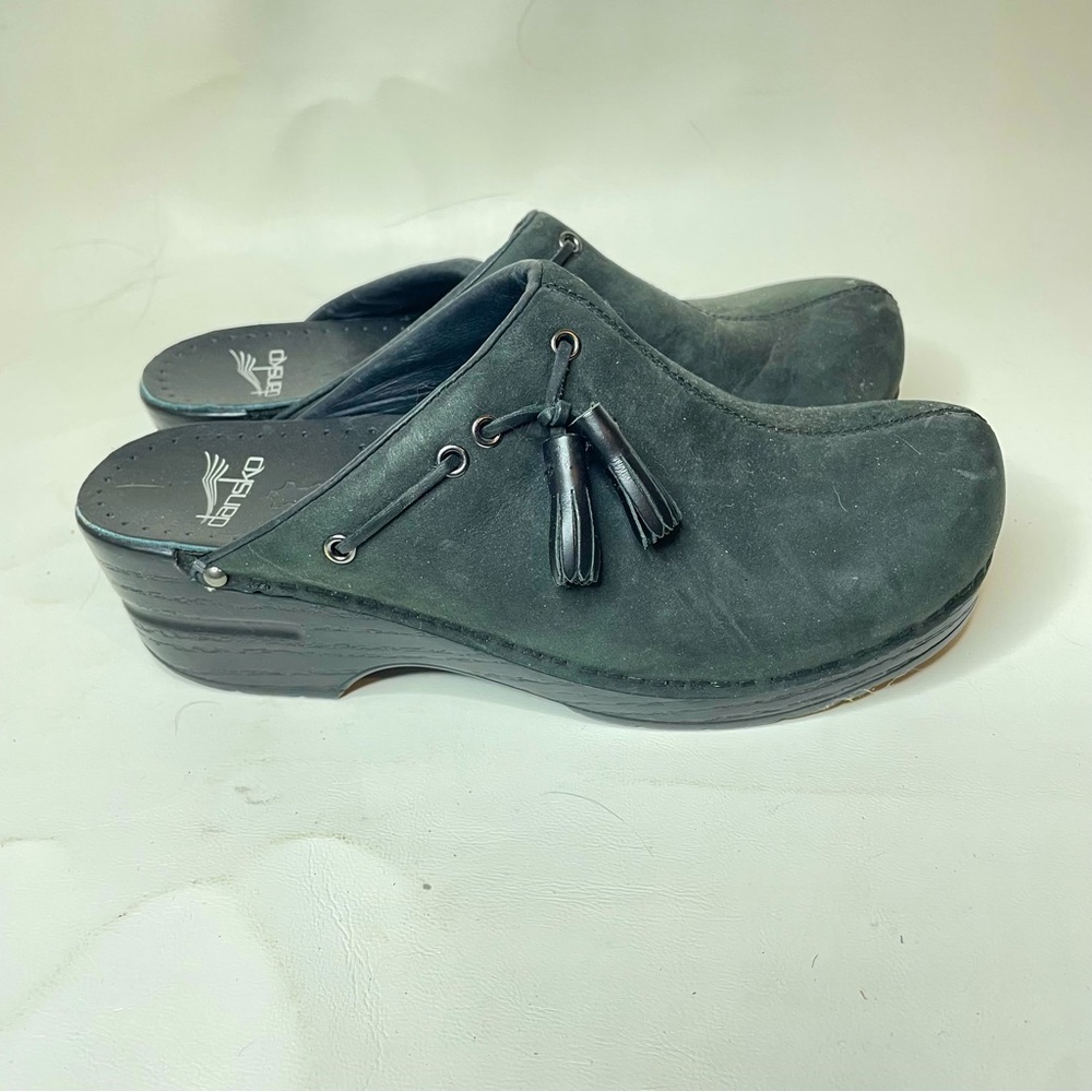 Dansko shannon clogs tassel black leather slip on mule slides clogs 178020202